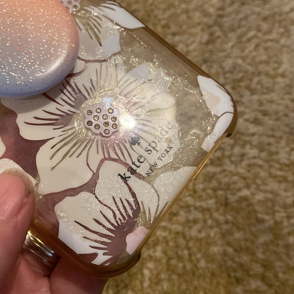 🌟KATE SPADE ♠️ I-Phone PHONE CASE WITH POP SOCKET - Picture 2 of 4